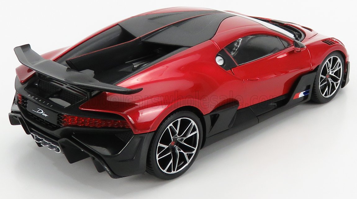 BUGATTI | DIVO 2018 | MET CARBON