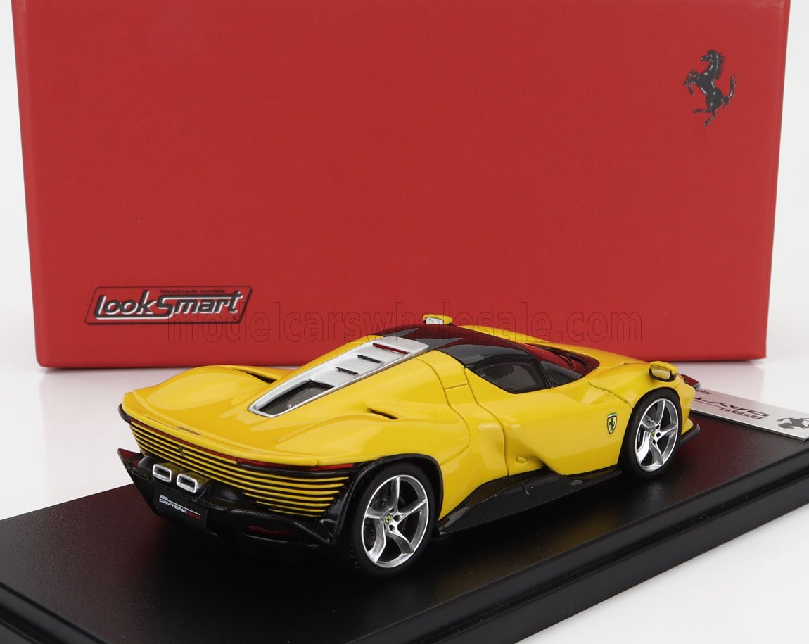 FERRARI | DAYTONA SP3 CLOSED ROOF 2022