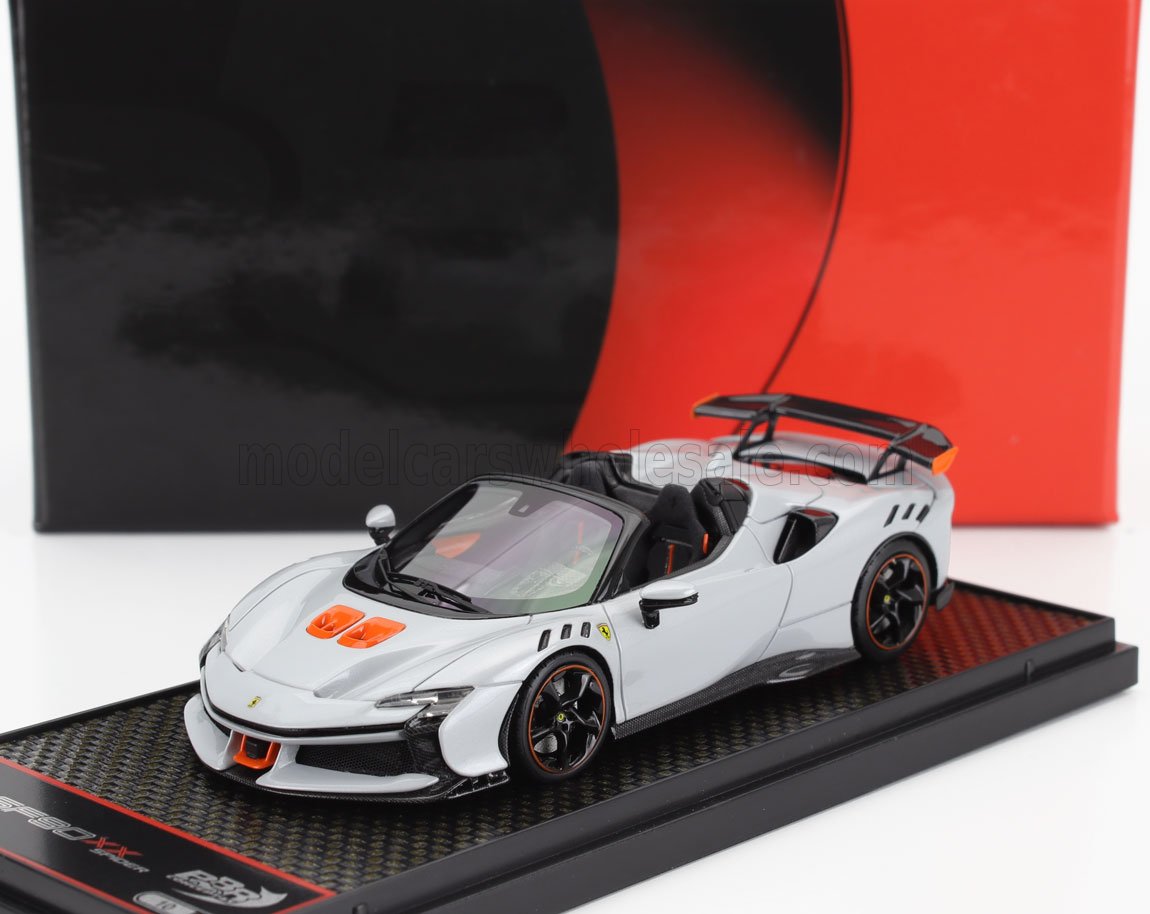 Ferrari SF90 XX Stradale Spider 2024 Bianco Artico Orange Black