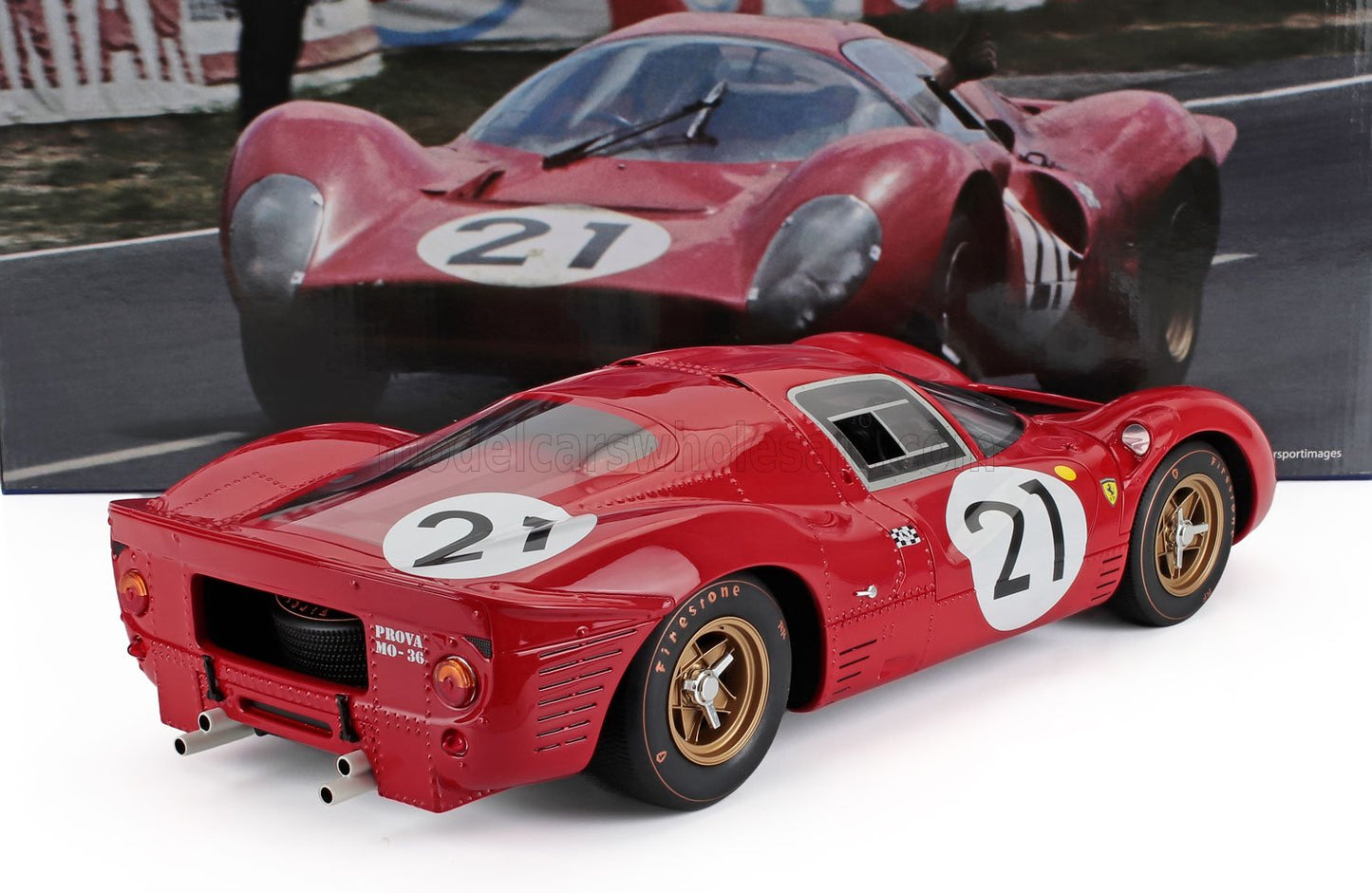 FERRARI - 330P4 BERLINETTA 4.0L V12 TEAM SPA FERRARI SEFAC N 21 2ª 24h LE MANS 1967 LUDOVICO SCARFIOTTI - MIKE PARKES - ROJO