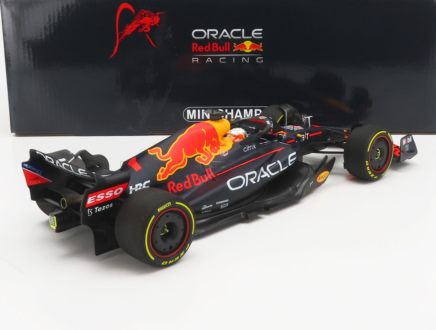 RED BULL - F1 RB18 TEAM ORACLE RED BULL RACING N 1 WORLD CHAMPION SEASON 2022 MAX VERSTAPPEN - MATT BLUE YELLOW RED