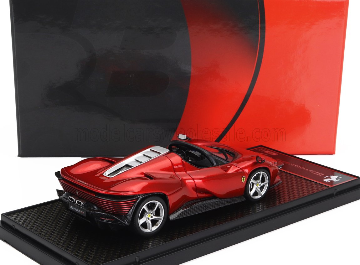 FERRARI | DAYTONA SP3 TOIT OUVERT ICONA 2022