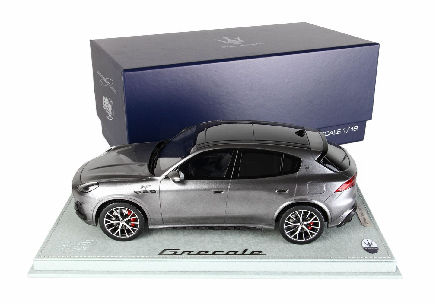 MASERATI GRECALE TROFEO GRIGIO LAVA - Vroomi