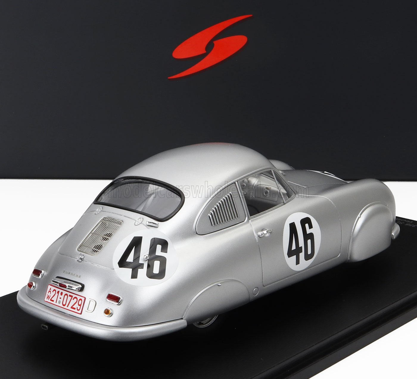 PORSCHE | 356 SL COUPE TEAM PORSCHE K.G. N 46 VINCITORE CLASSE 24h LE MANS 1951 AUGUSTE VEUILLET - EDMOND MOUCHE - Vroomi