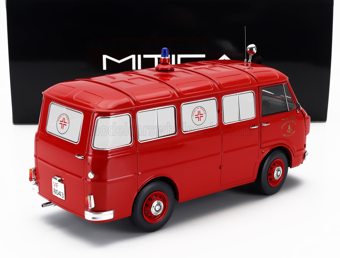 ALFA ROMEO - F-12 VIGILI DEL FUOCO AMBULANZA - AUTOPOMPA AMBULANZA - 1968 - ROSSO