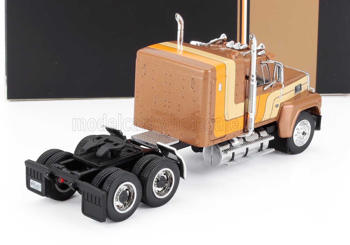 FORD USA | LTL 900 TRATTORE CAMION 3-ASSI 1978