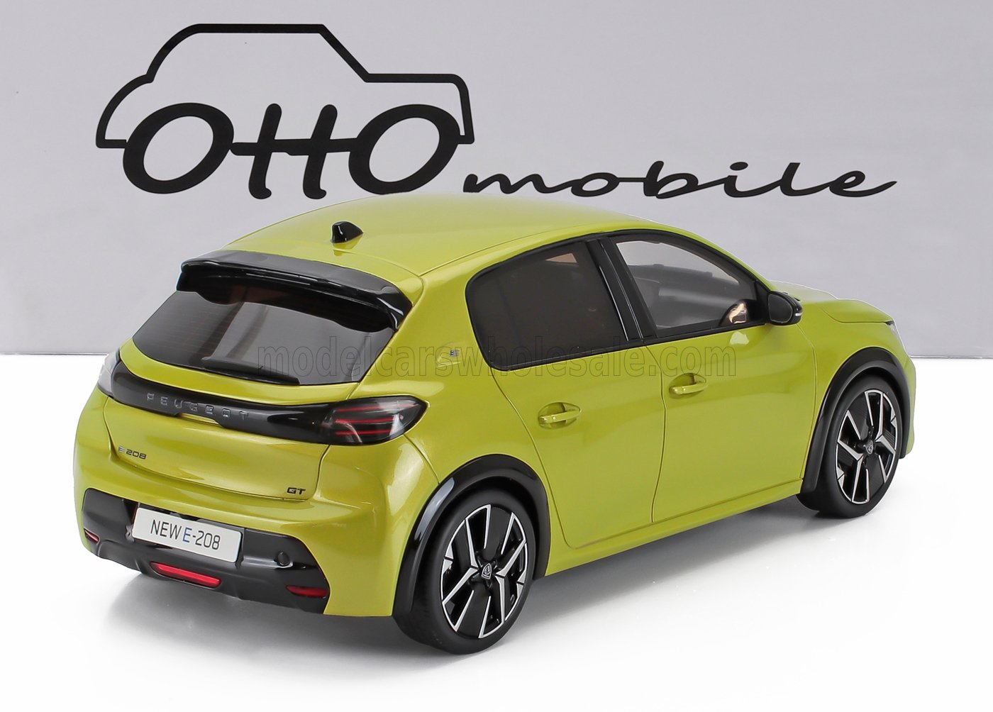 PEUGEOT - E-208 GT 2024 - GIALLO MET