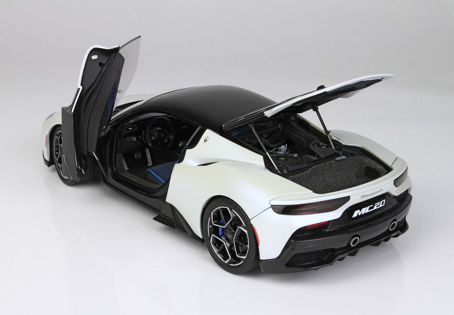 MASERATI MC20 DIECAST FULL OPEN BIANCO AUDACE TETTO NERO - Vroomi