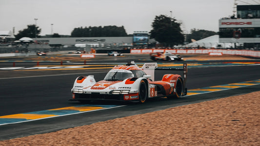 The last lap of the Porsche 963 - Vroomi