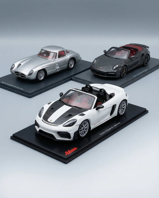 Scale model car Porsche 718 Spyder RS, white convertible, available through Vroomi shop.