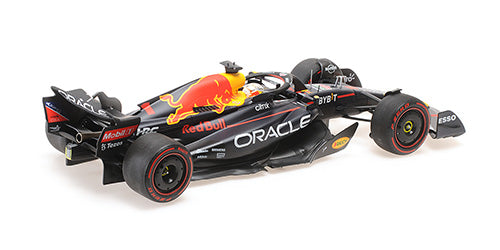 RED BULL RACING RB18 MAX VERSTAPPEN WINNER HUNGARIAN GP WORLD CHAMPION 2022