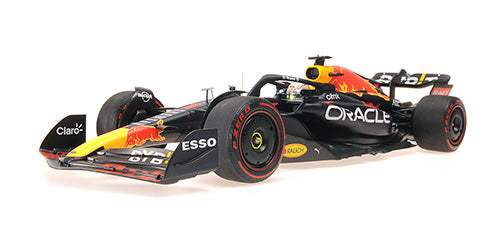 RED BULL RACING RB18 MAX VERSTAPPEN WINNER HUNGARIAN GP WORLD CHAMPION 2022