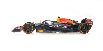 RED BULL RACING RB18 MAX VERSTAPPEN WINNER ABU DHABI GP WORLD CHAMPION 2022