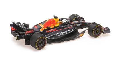 RED BULL RACING RB18 MAX VERSTAPPEN WINNER ABU DHABI GP WORLD CHAMPION 2022