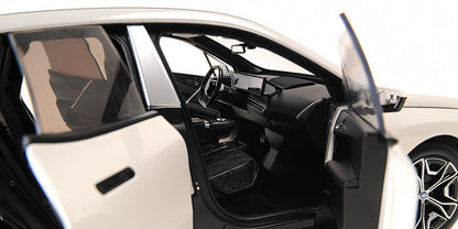 BMW iX WHITE METALLIC 2022