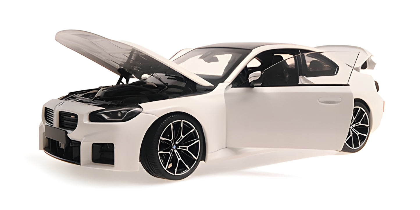 BMW M2 G87 WHITE 2023