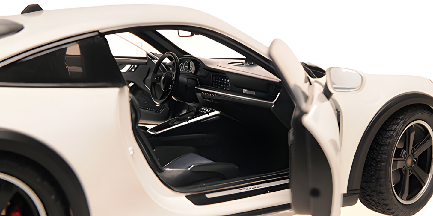 PORSCHE 911 DAKAR WHITE 2022