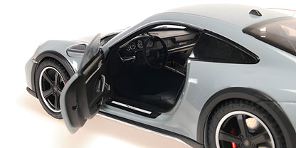 PORSCHE 911 DAKAR GREEN METALLIC 2022