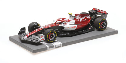 ALFA ROMEO C42 GUANYU ZHOU BAHRAIN GP 2022