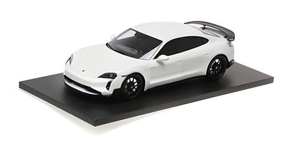 PORSCHE TAYCAN TURBO GT WHITE 2024