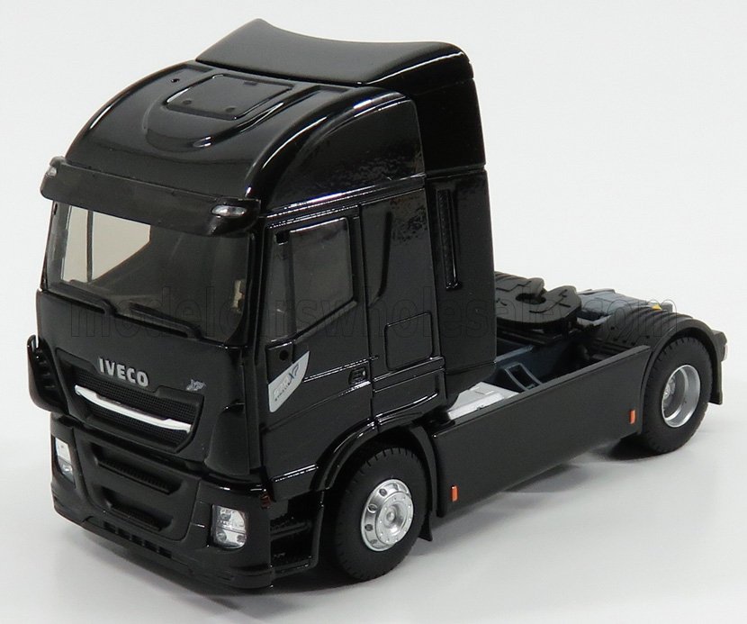 IVECO FIAT - STRALIS 570XP TRACTOR TRUCK 2-ASSI 2016 - EXCLUSIVE CARMODEL - BRILLANT BLACK - Vroomi
