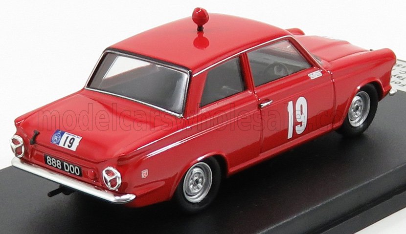 Ford Cortina GT No. 19 H. Taylor B. Melia Rally RAC 1964 Trofeu 1:43 scale model - image 2