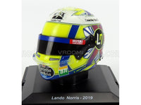 Casco da corsa Bell giallo e blu con finitura lucida e decalcomanie sponsor per la stagione 2019 di Lando Norris