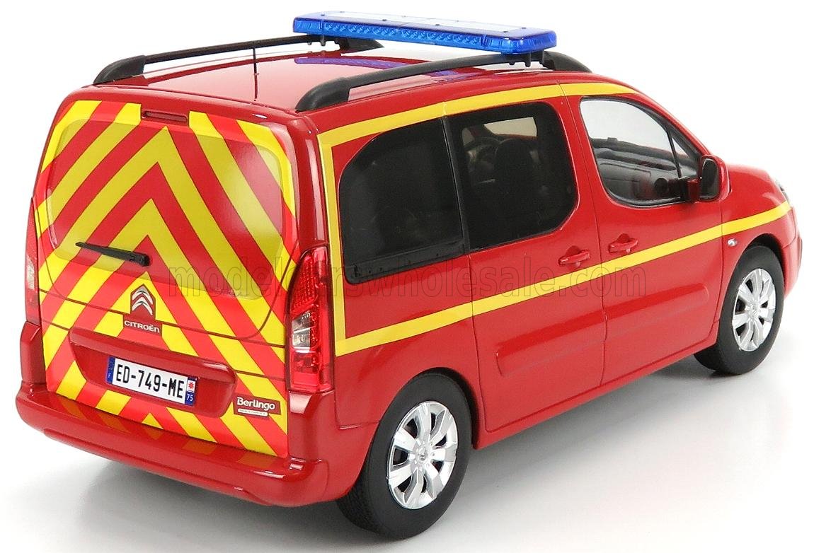 Red Citroën Berlingo fire rescue scale model car with yellow chevrons, blue lights — Vroomi