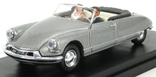 CITROEN - DS 19 CABRIOLET JUST MARRIED 1961 WITH FIGURES - GREY
