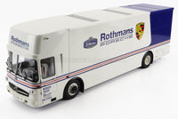 Rothmans Porsche schaalmodel vrachtwagen autotransporter van Vroomi, gedetailleerde diecast replica met sponsorlogo's