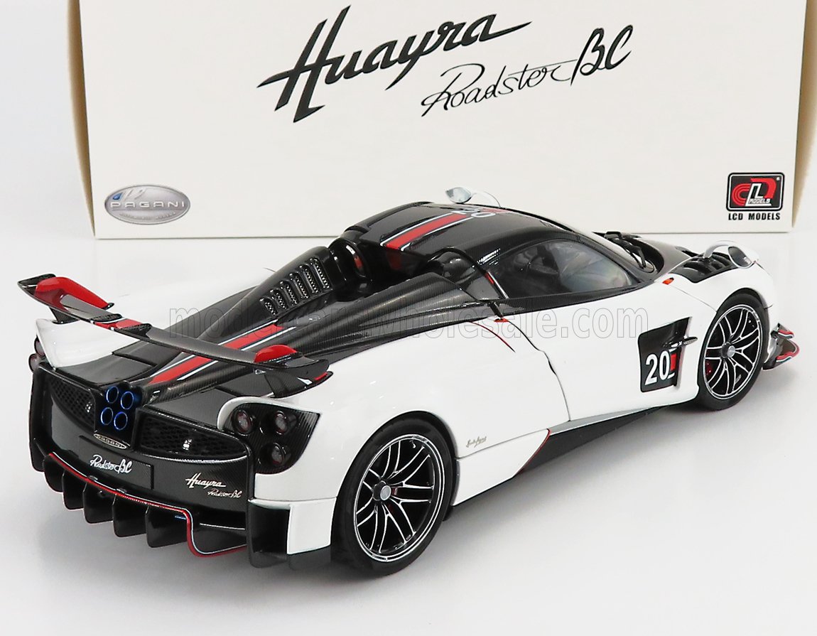 PAGANI | HUAYRA BC ROADSTER N 20 2017
