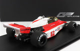 McLAREN | F1 M23 FORD COSWORTH MARLBORO McLAREN TEAM N 12 SEASON 1976 JOCHEN MASS - CON VETRINA - MIT SCHAUKASTEN