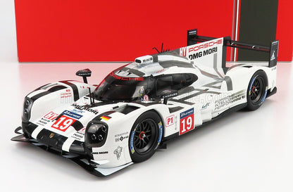 PORSCHE - 919 HYBRID 2.0L TURBO V4 TEAM PORSCHE N 19 WINNER 24h LE MANS 2015 EARL BAMBER - NICK TANDY - NICO HULKENBERG - WHITE