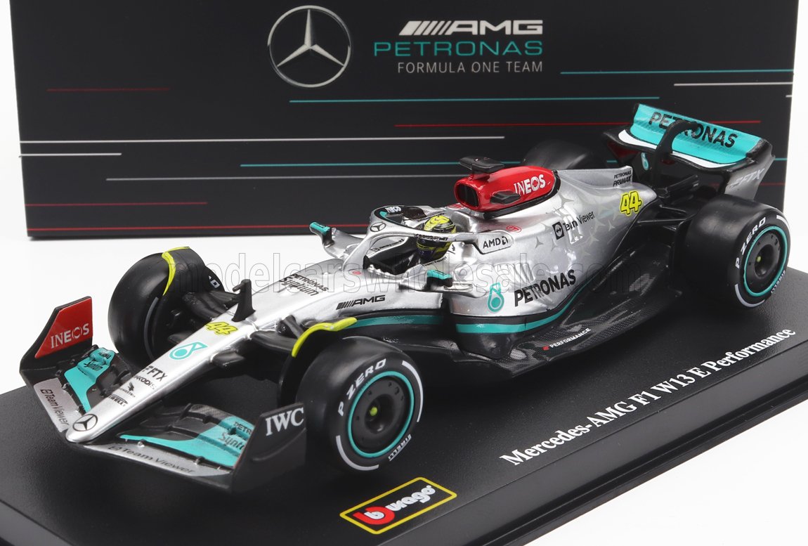 MERCEDES GP | F1 W13E TEAM MERCEDES-AMG PETRONAS F1 N 44 SEASON 2022 LEWIS HAMILTON - WITH HELMET AND PLASTIC SHOWCASE