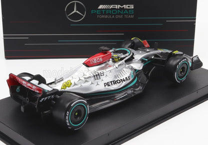 MERCEDES GP | F1 W13E TEAM MERCEDES-AMG PETRONAS F1 N 44 SEASON 2022 LEWIS HAMILTON - WITH HELMET AND PLASTIC SHOWCASE