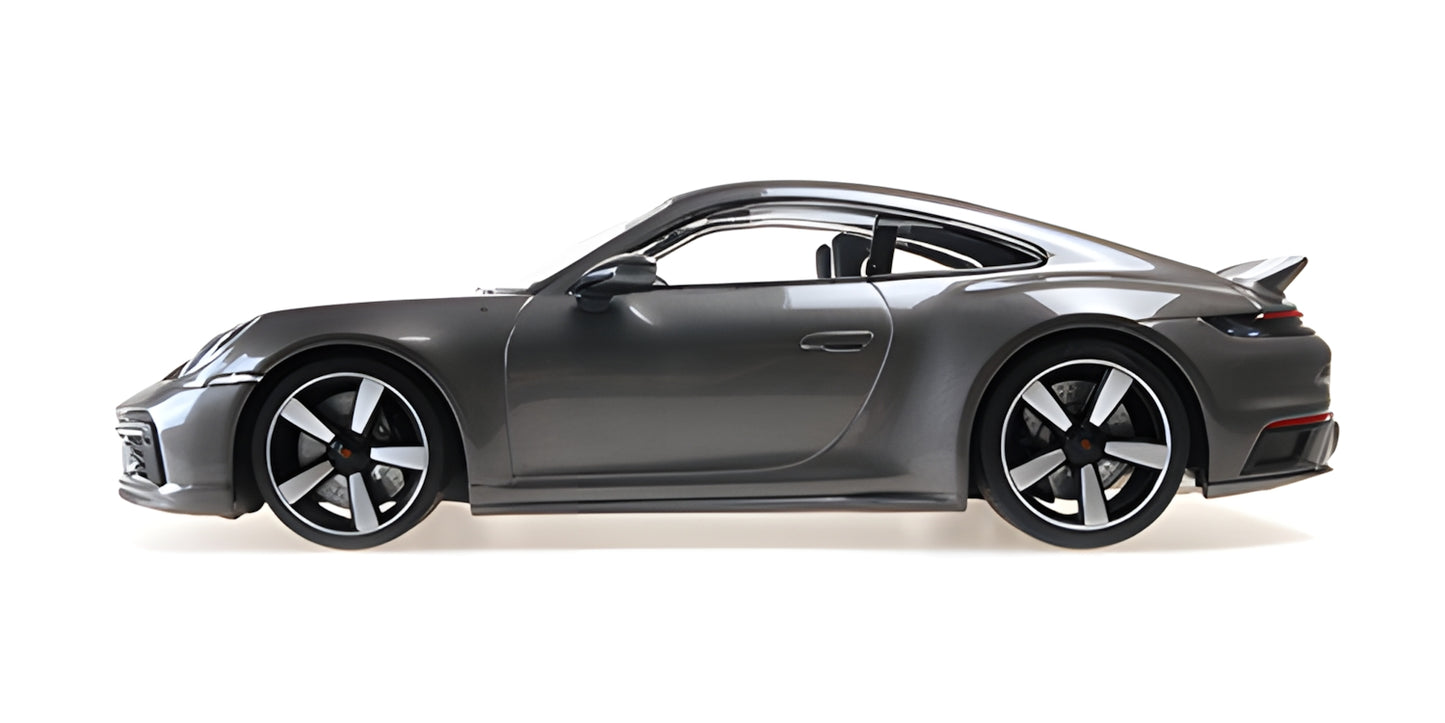 PORSCHE 911 (992) SPORT CLASSIC GREY METALLIC 2022 WITH STRIPE