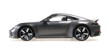 PORSCHE 911 (992) SPORT CLASSIC GREY METALLIC 2022 WITH STRIPE