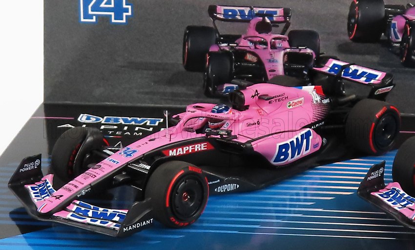 ALPINE | F1  SET 2X A522 TEAM ALPINE BWT N 14 BAHRAIN GP 2022 FERNANDO ALONSO + N 31 BAHRAIN GP 2022 ESTEBAN OCON