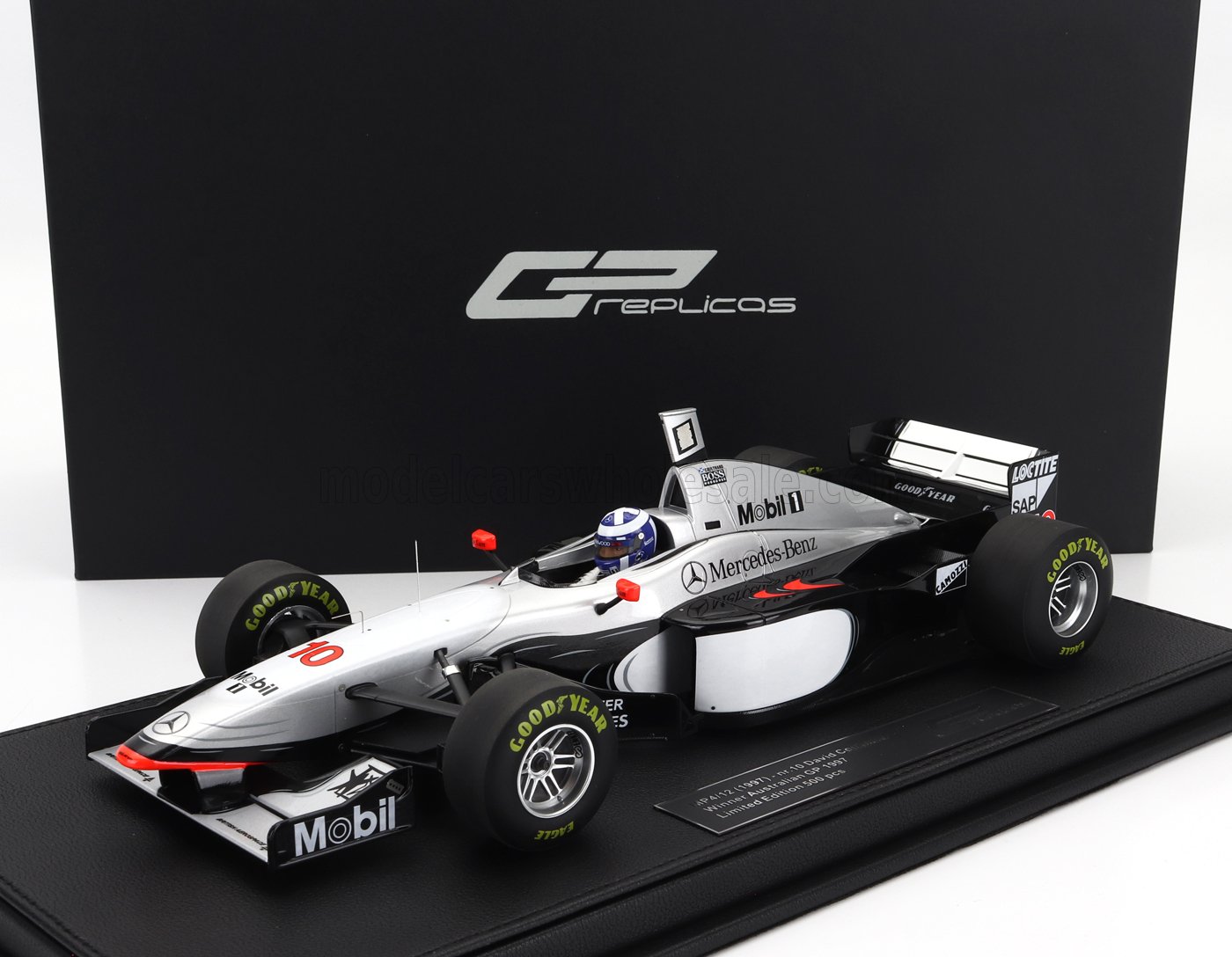 McLAREN | F1 MP4/12 MERCEDES N 10 WINNER AUSTRALIAN GP (with driver figure) 1997 DAVID COULTHARD