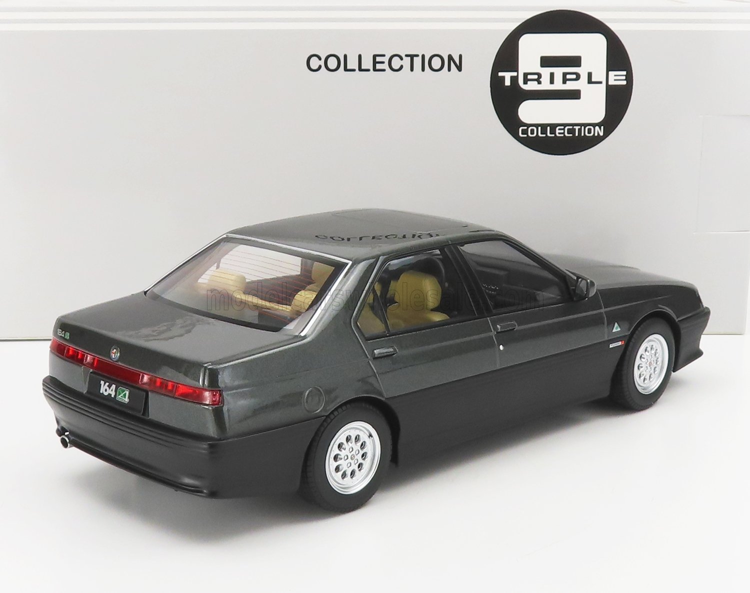 ALFA ROMEO164 Q4 リアエンブレム ALFA ROMEO164 Q4 リアエンブレム