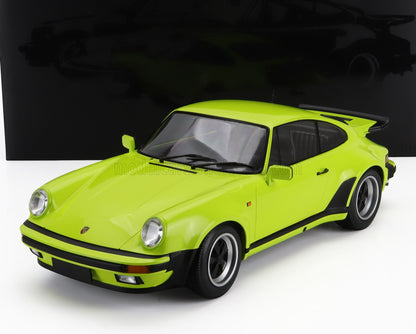 PORSCHE - 911 930 3.0L TURBO COUPE 1977 - ACID GREEN
