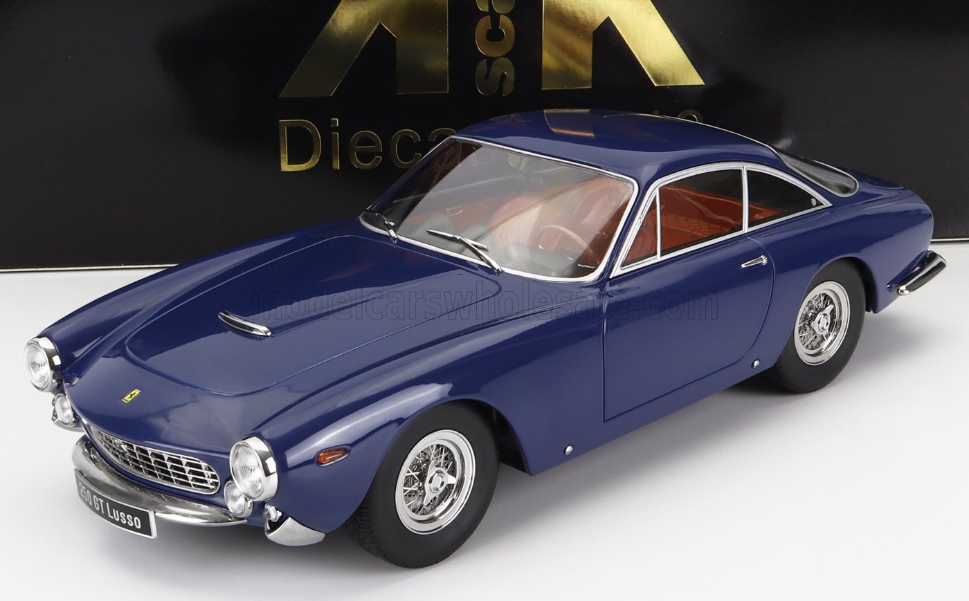 1/18 scale blue Ferrari 250 GT Lusso die-cast model car with silver wheels, available at Vroomi