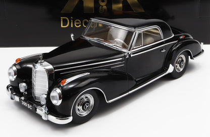 Black Mercedes-Benz 300 SC die-cast scale model car, available for collectors at Vroomi