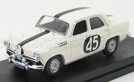 Voiture miniature blanche avec bandes de course noires et numéro 45, présentée sur socle noir chez Vroomi