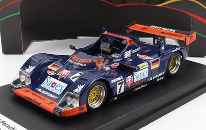 Modelo em escala de carro da Joest Racing Porsche em metal fundido, com pintura azul, já disponível para colecionadores.