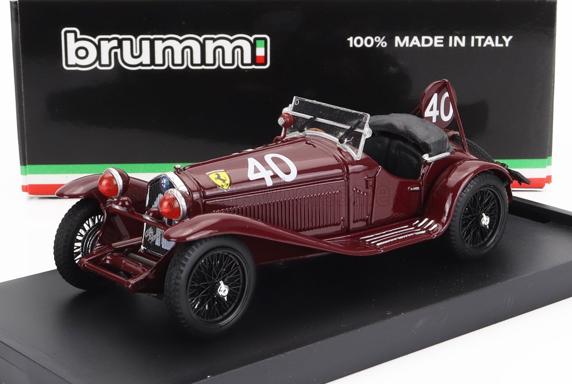 Voiture miniature bordeaux avec le numéro 40, présentée par Vroomi pour les collectionneurs.