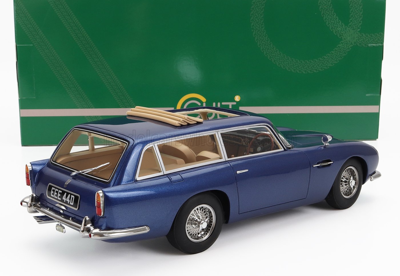 ASTON MARTIN - DB5 SHOOTING BRAKE DE HAROLD RADFORD, 1964 - DB5 SHOOTING BRAKE AZUL METALIZADO. Maqueta de coche en Vroomi