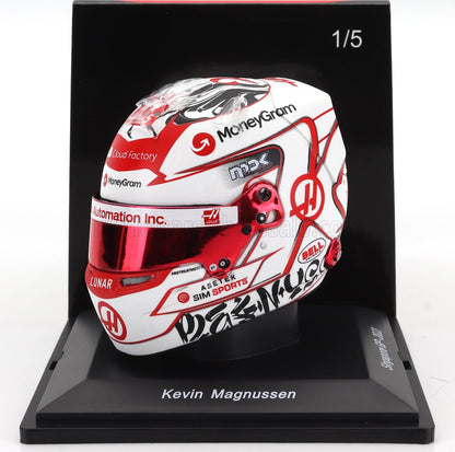 BELL - F1  CASQUE CASCO HAAS VF-23 TEAM MONEYGRAM HAAS N° 20 GP DE SINGAPOUR 2023 KEVIN MAGNUSSEN - BLANC ET ROUGE