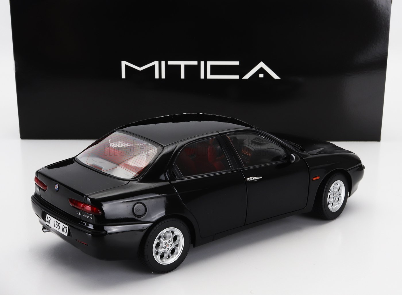 Alfa Romeo 156 2.5 V6 24V 1997 Black 601 Nero Red Interior Mitica