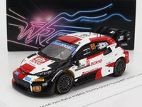 Modellino in scala Toyota GR Yaris Rally1 di Vroomi, dettagliato con decalcomanie da gara e livrea per collezionisti